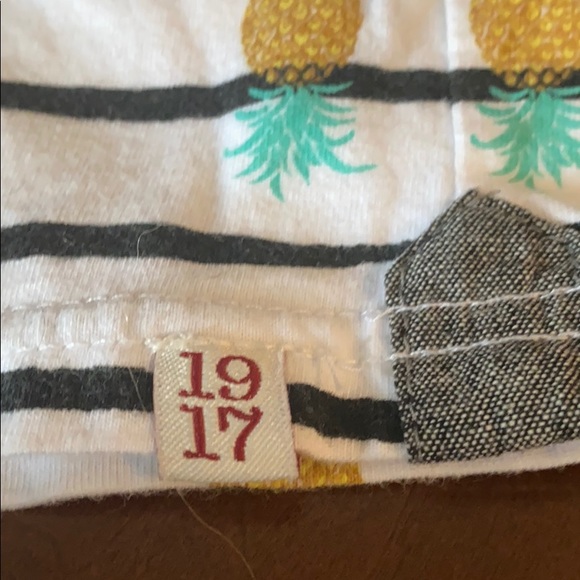 Pineapple Polo - Picture 3 of 4